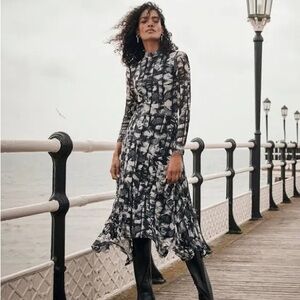 Elegant Black and White Patterned Dress